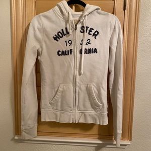 Hollister Zip-Up 🦅